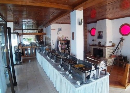 Coralli Holidays Loutra  Екстер'єр фото